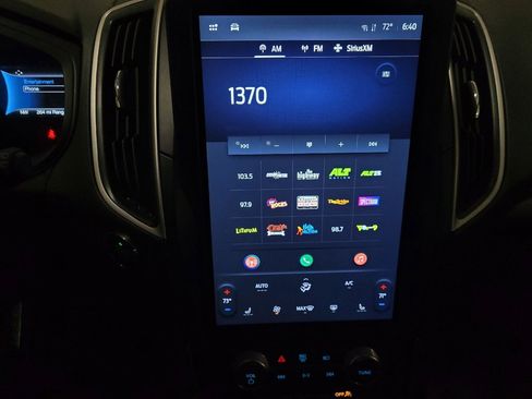 Used 2024 Ford Edge SEL image 25