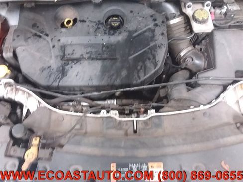 Used 2017 Ford Escape SE w/ Equipment Group 201A image 9