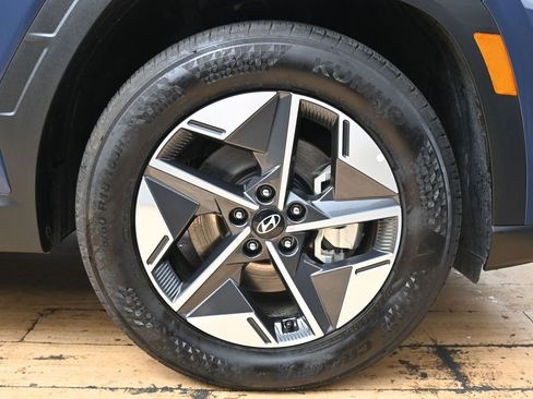 Used 2025 Hyundai Tucson SEL FWD image 14