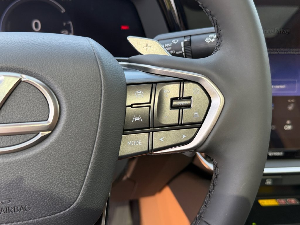 Used 2024 Lexus RZ 300e Premium FWD image 19