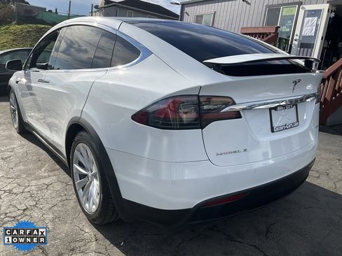 Used 2017 Tesla Model X 75D image 85