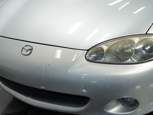 Used 2001 MAZDA MX-5 Miata LS image 17