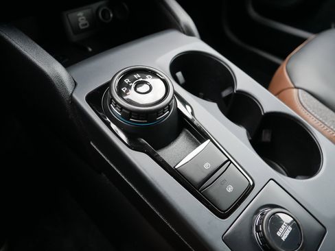 Used 2024 Ford Bronco Sport Outer Banks w/ Tech Package image 24