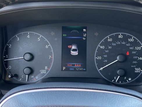 Certified 2024 Toyota Corolla SE w/ SE Premium Package FWD image 35