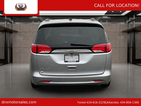 Used 2021 Chrysler Voyager Lxi image 4