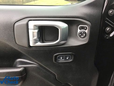 Used 2021 Jeep Wrangler Unlimited Sport image 25