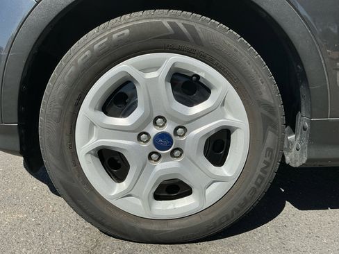 Used 2017 Ford Escape S FWD image 26