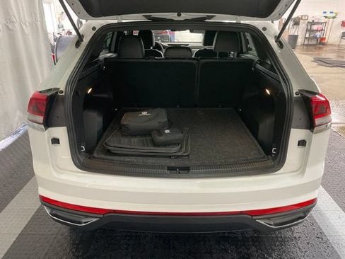 Certified 2022 Volkswagen Atlas Cross Sport SE AWD/4WD image 10