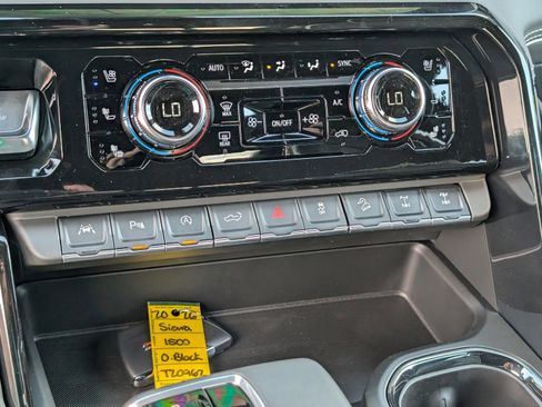 New 2026 GMC Sierra 1500 AT4X AWD/4WD image 28