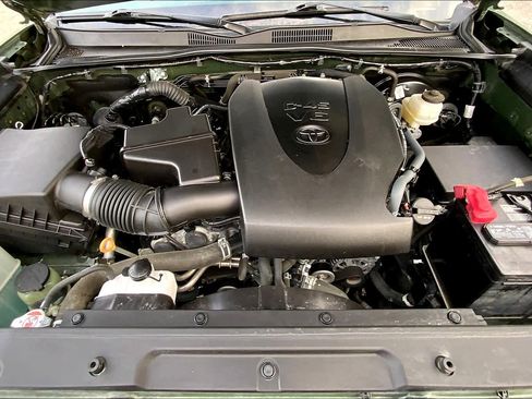 Used 2021 Toyota Tacoma SR image 30