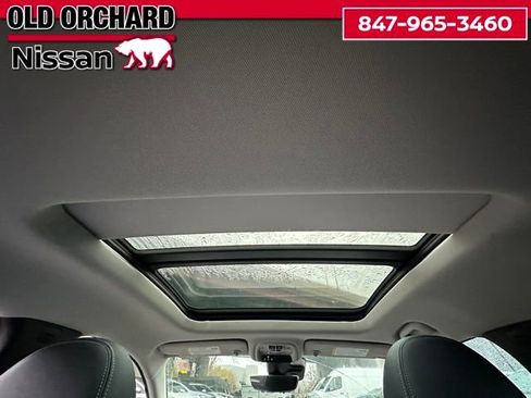 Used 2022 Chevrolet Bolt EUV Premier w/ Sun & Sound Package image 13