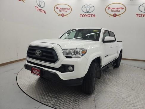 Used 2023 Toyota Tacoma SR5 AWD/4WD image 2