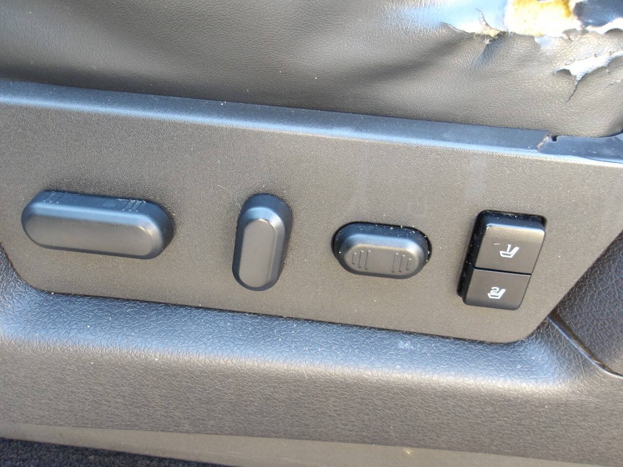 Used 2011 Ford F150 FX4 w/ FX Luxury Pkg AWD/4WD image 19