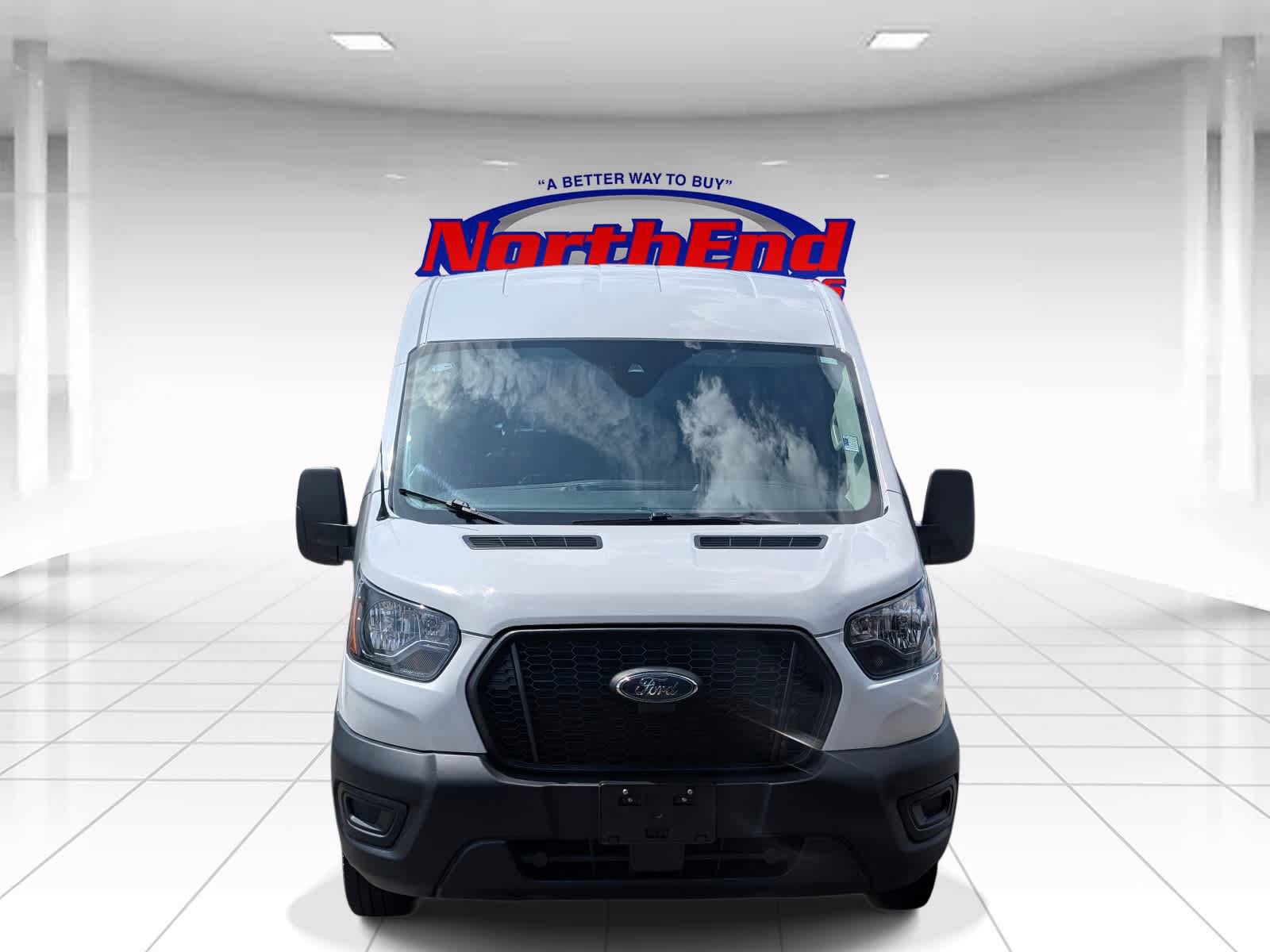 Used 2024 Ford Transit 250 148 Medium Roof Extended AWD image 2