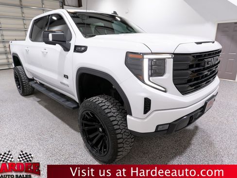 Used 2023 GMC Sierra 1500 Elevation w/ Elevation Premium Package AWD/4WD image 6