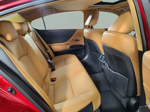 New 2025 Lexus ES 350 w/ Premium Package image 31