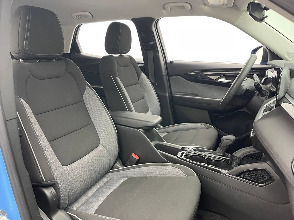 Used 2024 Chevrolet TrailBlazer LS w/ LS Convenience Package FWD image 29