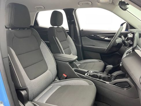 Used 2024 Chevrolet TrailBlazer LS w/ LS Convenience Package FWD image 29