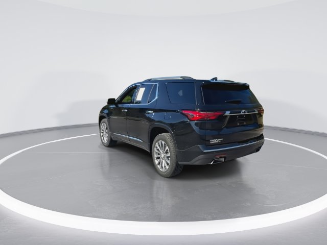 Used 2023 Chevrolet Traverse Premier FWD image 8