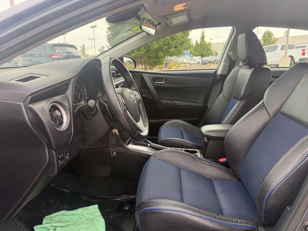 Used 2018 Toyota Corolla SE FWD image 12