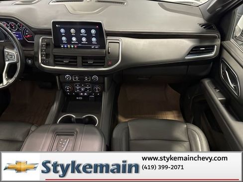 Used 2021 Chevrolet Suburban Z71 image 19
