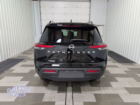 Used 2025 Nissan Pathfinder SV AWD/4WD image 3
