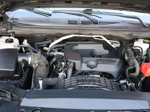 Used 2019 Ford Ranger XLT w/ Equipment Group 302A Luxury AWD/4WD image 23