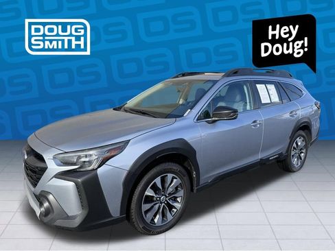 Used 2023 Subaru Outback Limited image 1