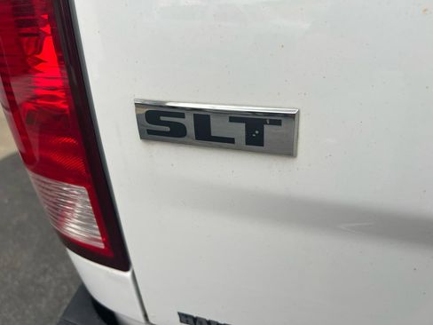 Used 2017 RAM 1500 Express image 6