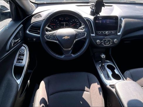 Used 2020 Chevrolet Malibu RS FWD image 8
