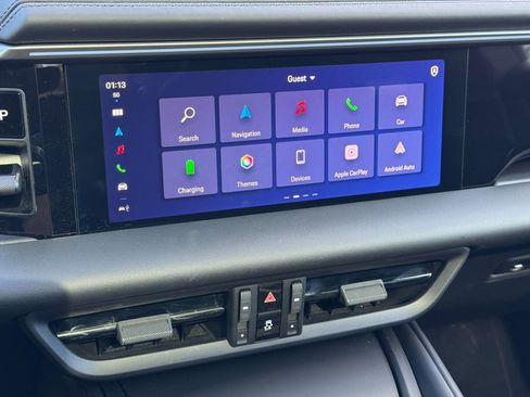 Used 2025 Porsche Macan 4 Electric image 18