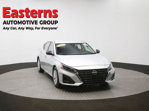 Used 2024 Nissan Altima 2.5 S image 50