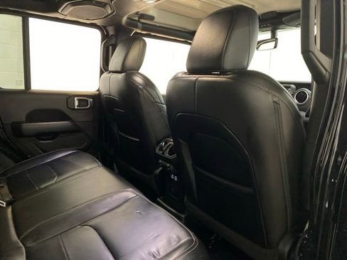 Used 2022 Jeep Wrangler Unlimited Sahara AWD/4WD image 76