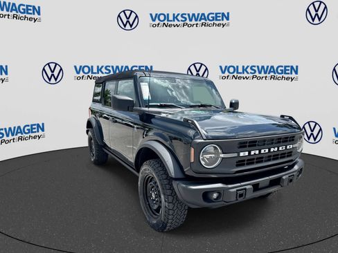 Used 2023 Ford Bronco Black Diamond AWD/4WD image 16