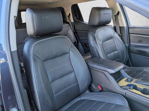 Used 2018 GMC Acadia Denali AWD/4WD image 25