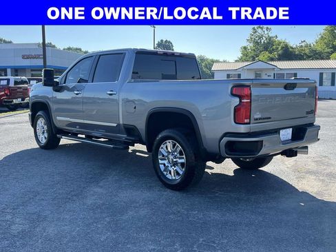 Used 2025 Chevrolet Silverado 3500 High Country w/ Technology Package AWD/4WD image 6