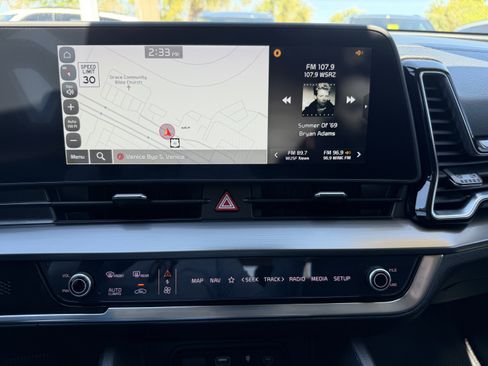 Used 2023 Kia Sportage EX image 21