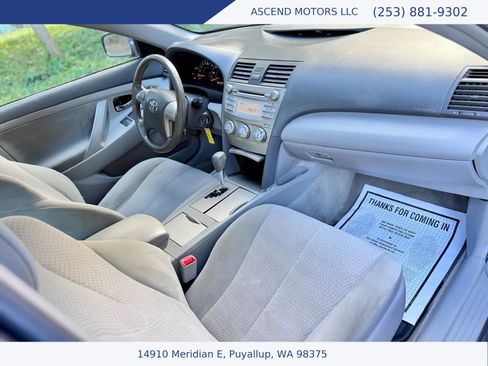 Used 2011 Toyota Camry LE image 11