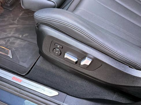 Used 2022 BMW X5 xDrive40i w/ Premium Package image 19