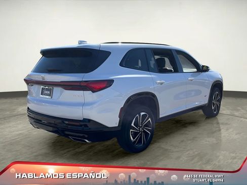 New 2025 Buick Enclave Sport Touring w/ Super Cruise Package image 5