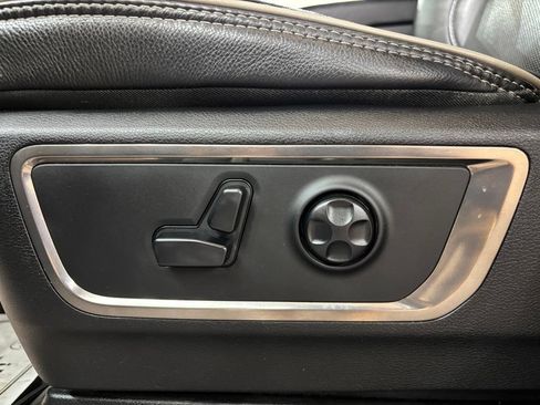 Used 2020 RAM 1500 Limited w/ Advanced Safety Group AWD/4WD image 15