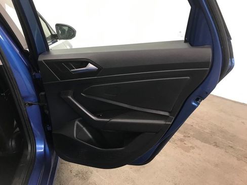 Used 2024 Volkswagen Jetta SE image 31