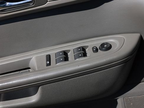 Used 2017 Chevrolet Traverse LS AWD/4WD image 43