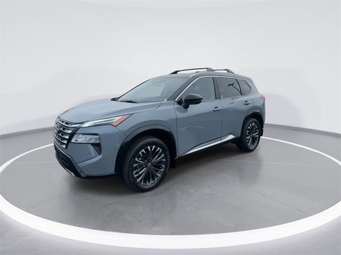 New 2026 Nissan Rogue Platinum image 4