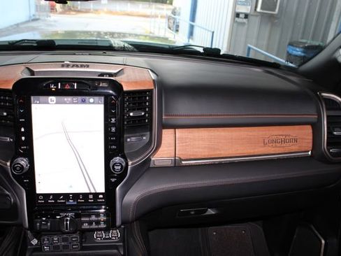 Used 2023 RAM 3500 Limited image 30