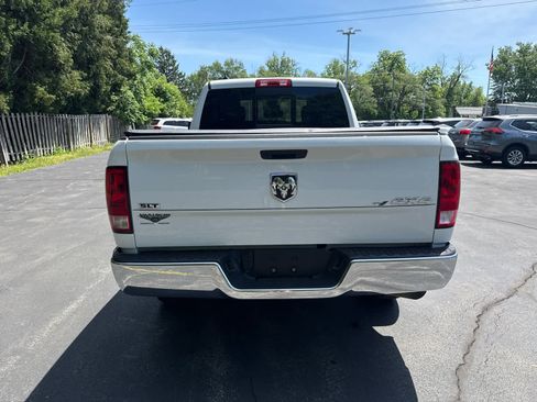 Used 2020 RAM 1500 Classic SLT AWD/4WD image 4