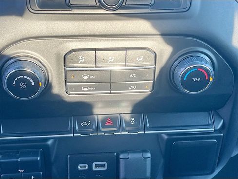 Used 2023 Chevrolet Silverado 2500 Custom w/ Custom Convenience Package image 16