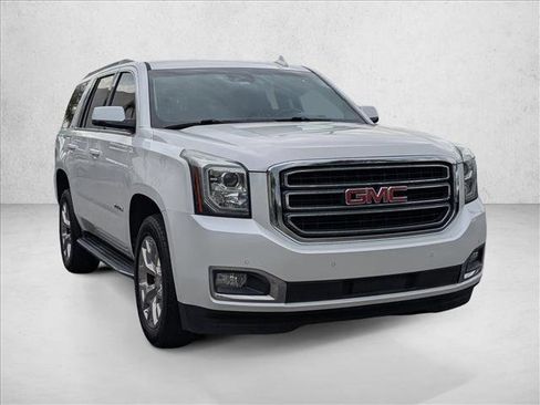 Used 2019 GMC Yukon SLT image 3
