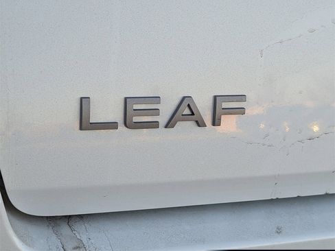 New 2026 Nissan Leaf Platinum+ image 8