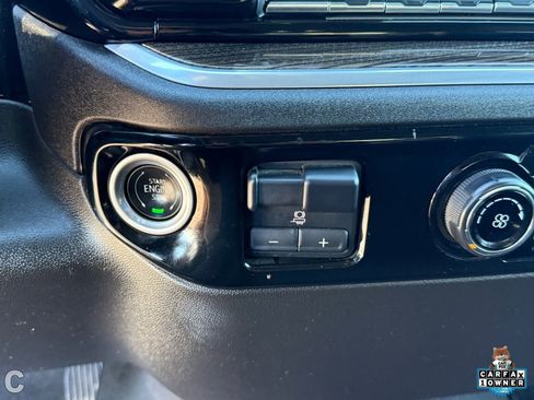 Used 2024 Chevrolet Silverado 2500 LT image 22